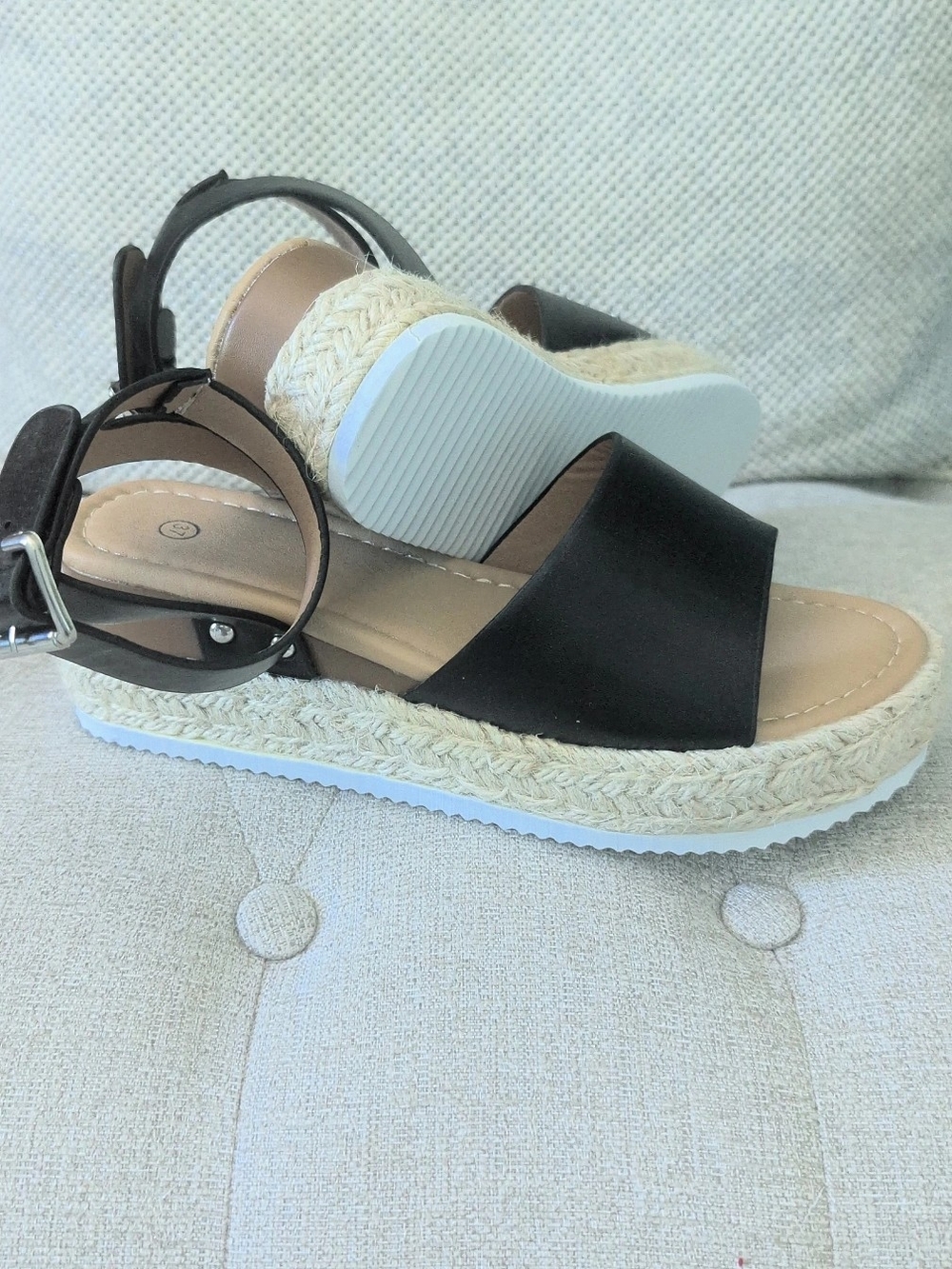 Source Unknown Black Espadrille Platform Sandals with Ankle Strap